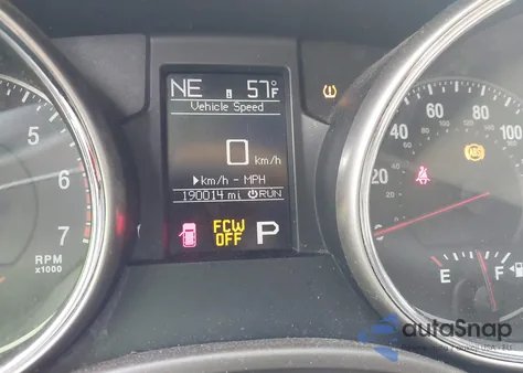 2012 Jeep Grand Cherokee Overland z USA, uszkodzony, nr VIN 1C4RJECT9CC270919